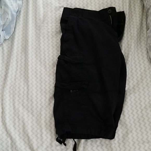 Shorts - Picture 2 of 3